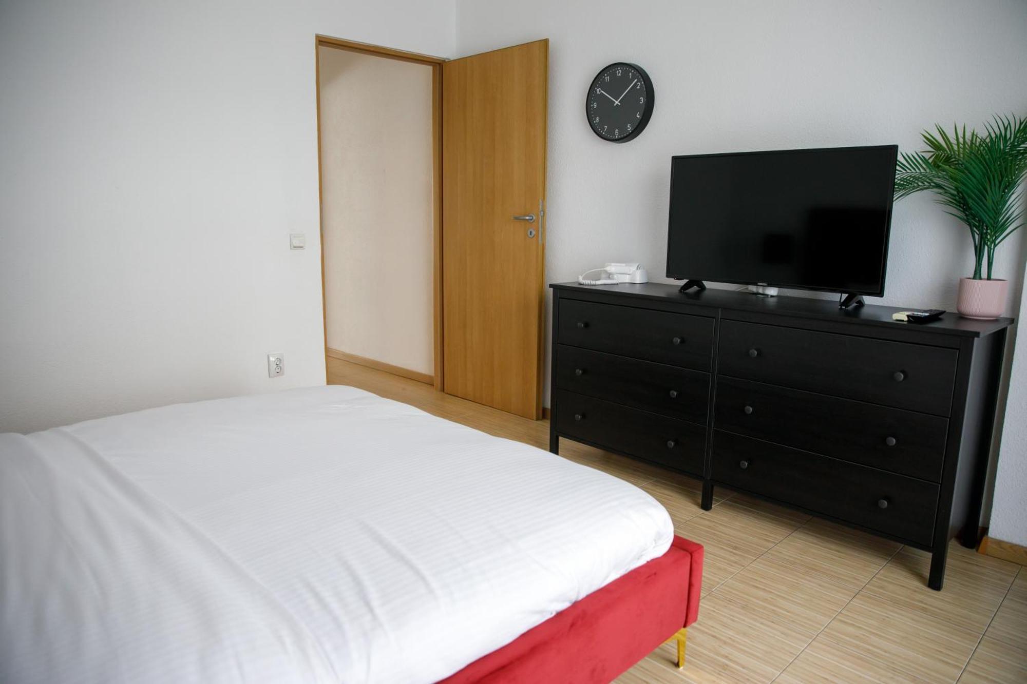 Color Apartments Corneliu Coposu No3 Bucareste Exterior foto